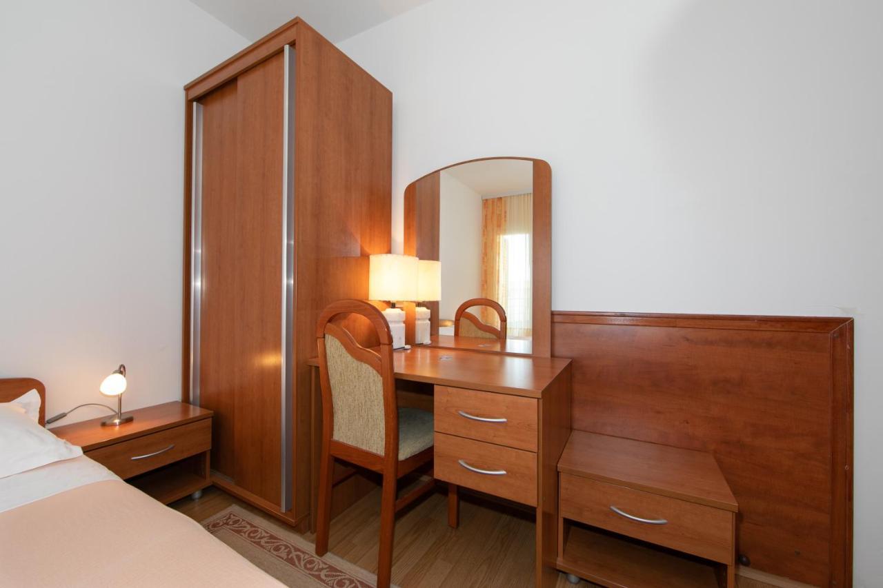 Apartmani Biser Tučepi المظهر الخارجي الصورة