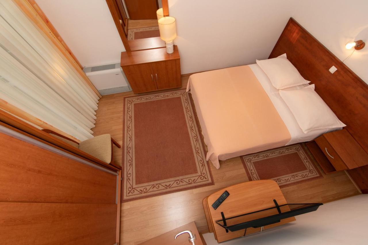 Apartmani Biser Tučepi المظهر الخارجي الصورة